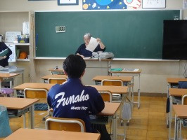 ①