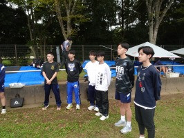 ４  朝男子